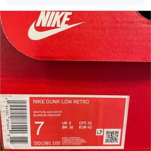 Black/white Nike Panda, Men's size 7. Never worn